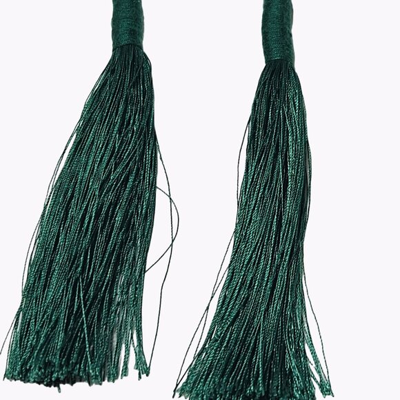 Elegant Long Green Tassel Earrings Gold Tone Drop Dangle Statement Jewelry - Picture 4 of 5